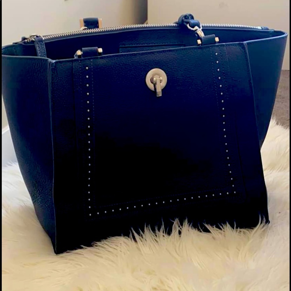Danielle Nicole hand bag - new without tags
